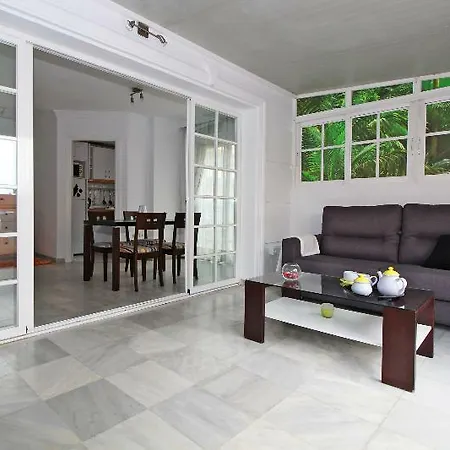 فندق Del Parque Flats Malagueta مالقة