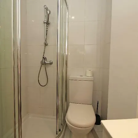Del Parque Flats Malagueta 3* مالقة