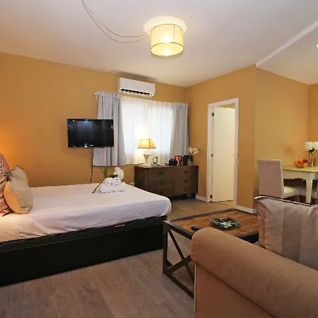 Del Parque Flats Malagueta فندق مالقة